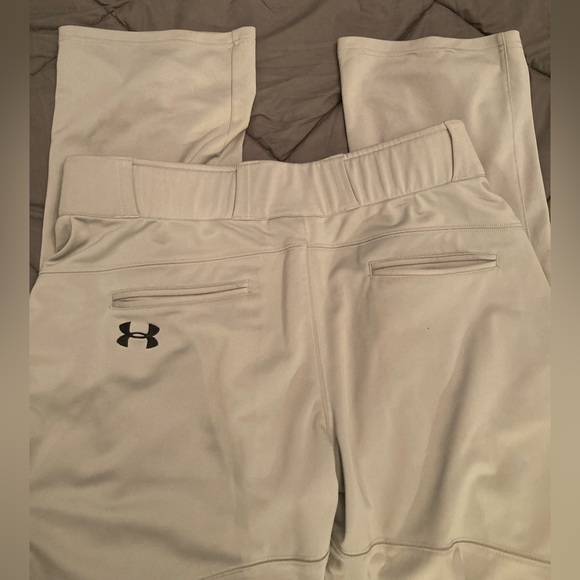 Under Armour Pants - Picture 4 of 5